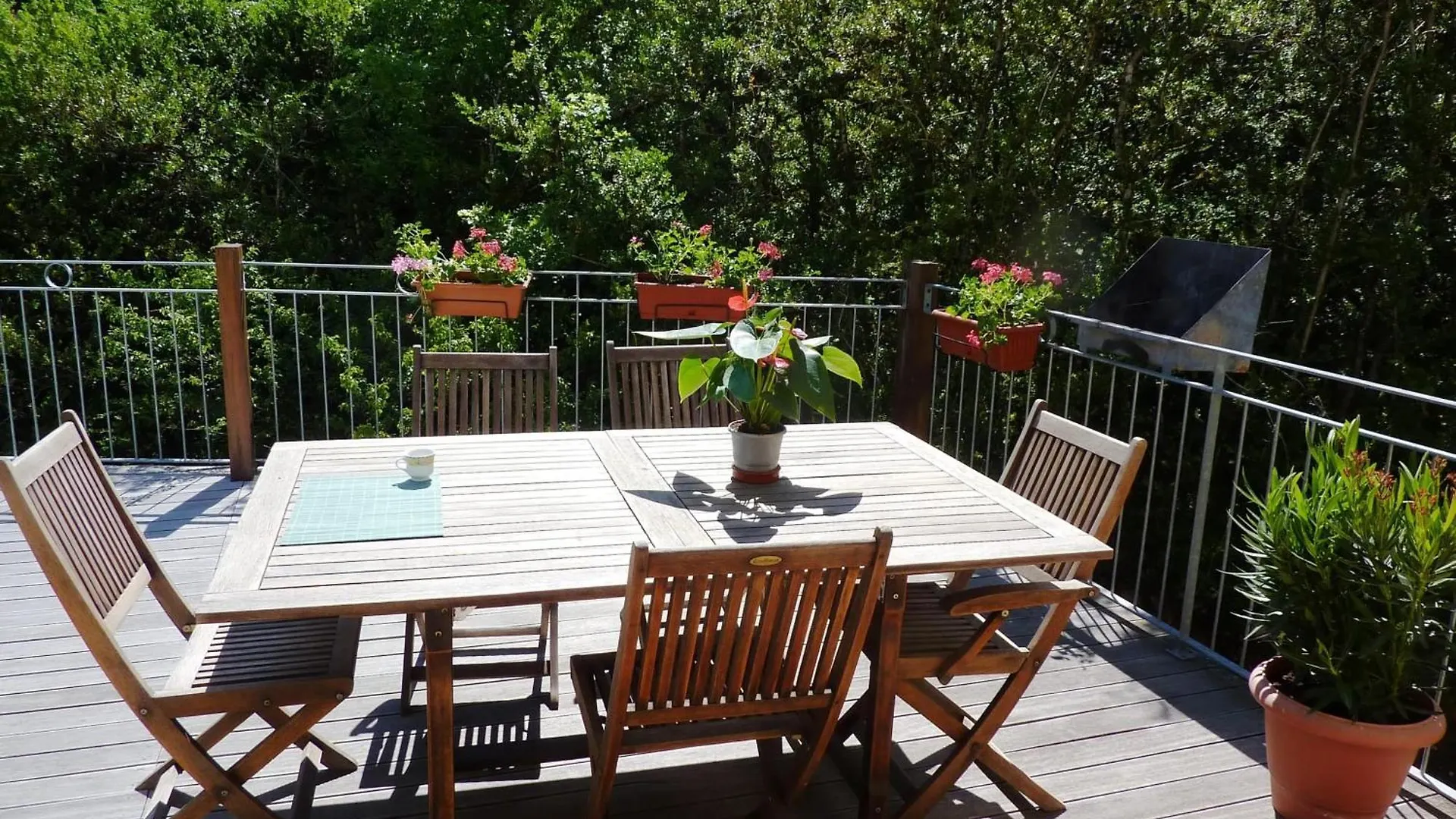 Nyaraló Maison Spacieuse A Loubressac Avec Piscine Privee